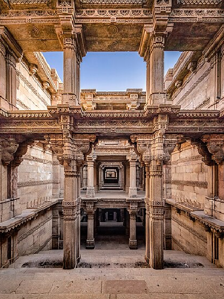 Adalaj Stepwell